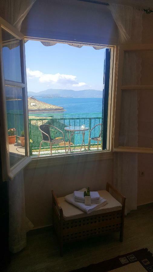 Roof Garden House Apartment Corfu  ภายนอก รูปภาพ